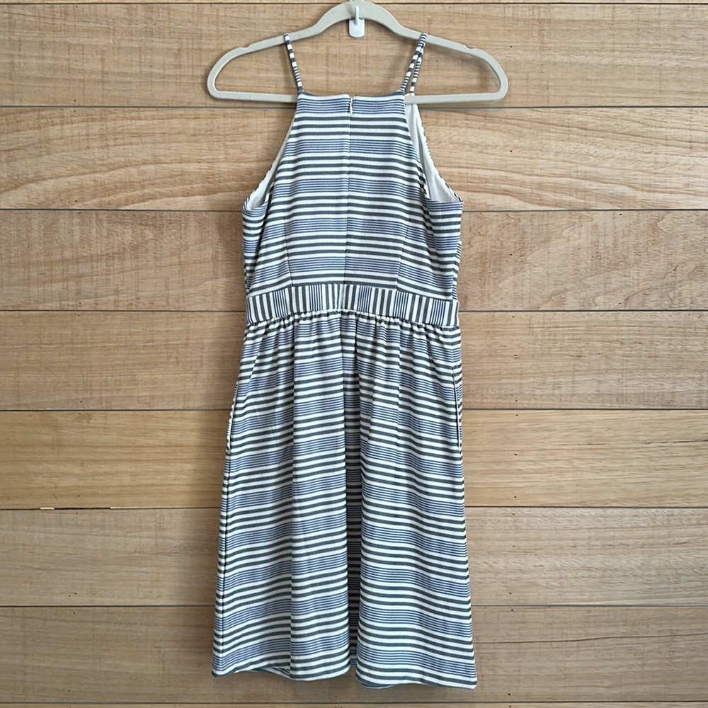 Banana Republic Blue/White Boucle Stripe Fit-and-Flare Dress Womens size 4 - Picture 3 of 8